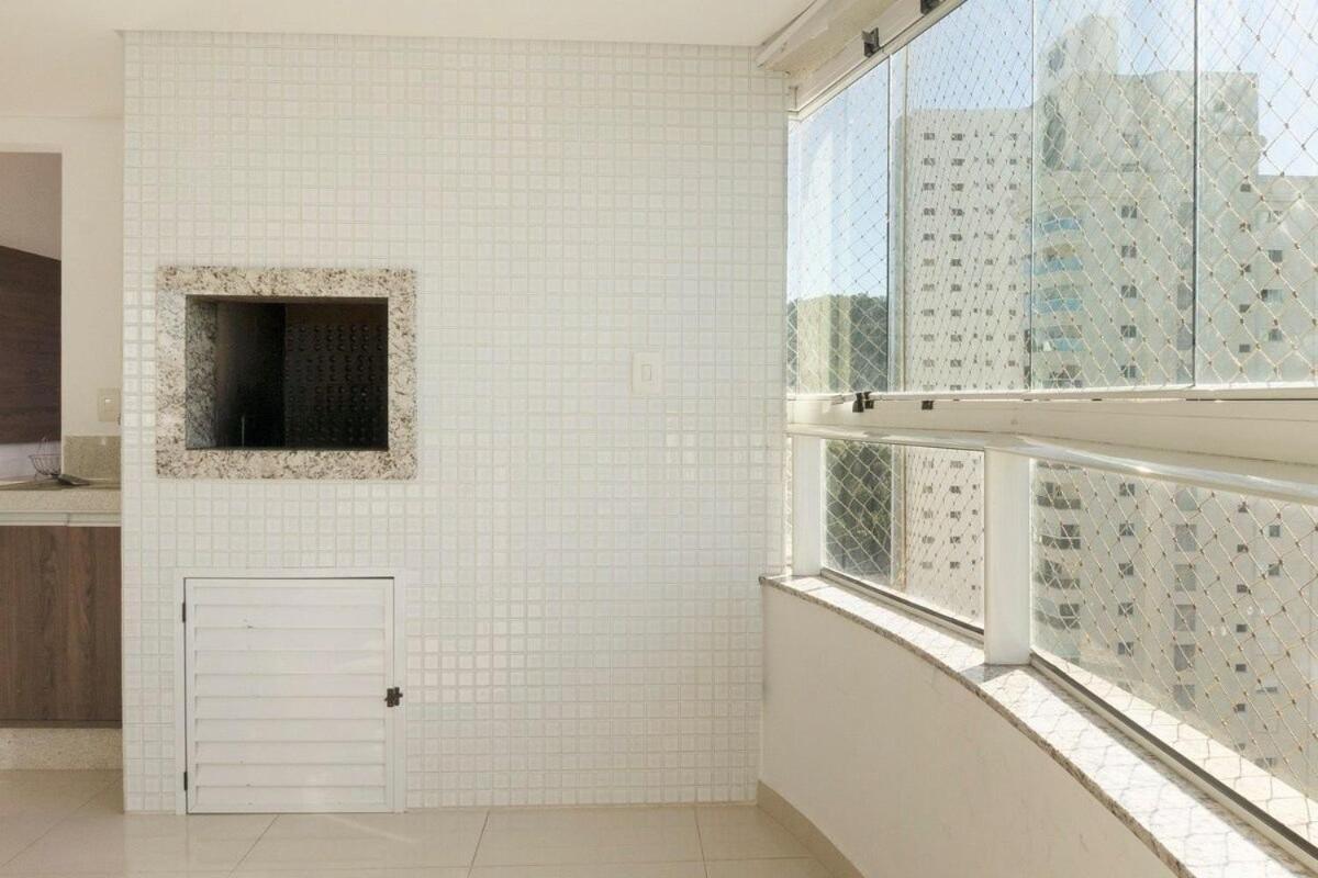 Linda Vista, Um Apartamento Por Andar, 3 Suites, 2 Garagens Balneário Camboriú Kültér fotó